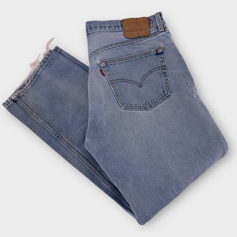 Vintage Levi's 501 Button Fly 36x30" Blue Jeans Y2K MADE IN USA Distressed Holes